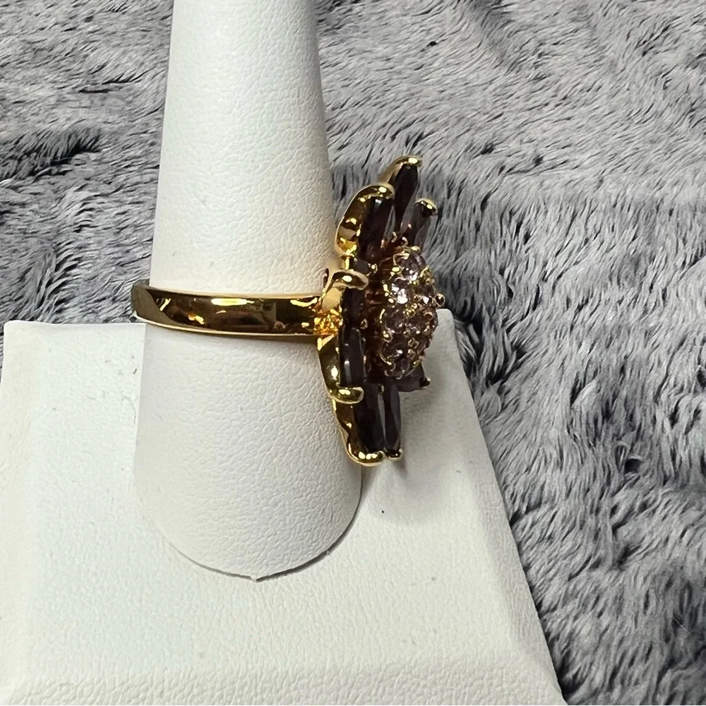 Joan Rivers Purple Rhinestone Flower Ring Size 10 - Picture 4 of 8